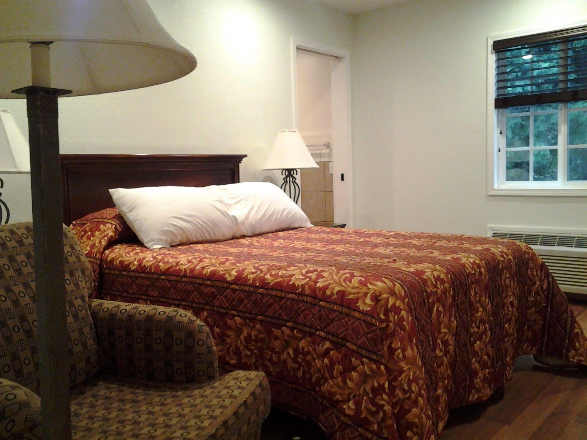 Arrowhead Mountain Inn Lake Arrowhead Exteriör bild